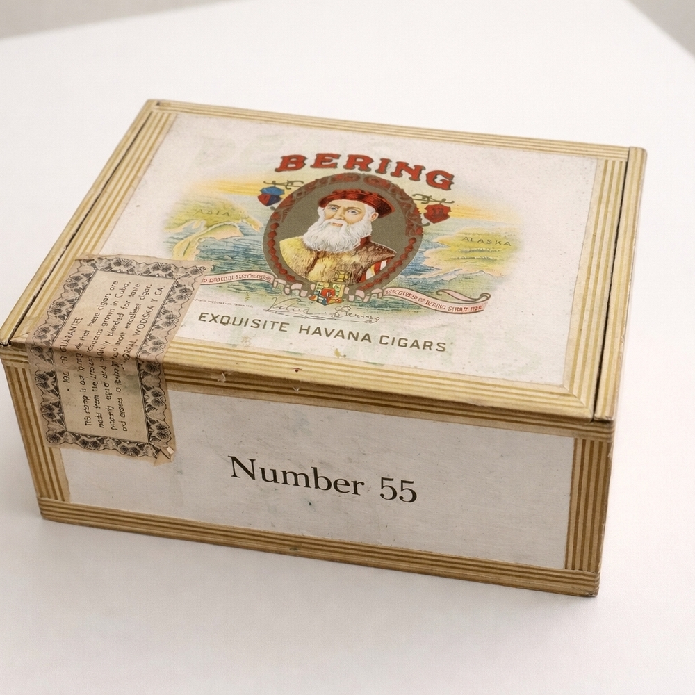 Vintage 1940s Bering No. 55 Cigar Box Art Deco Vitus Bering Havana Tampa